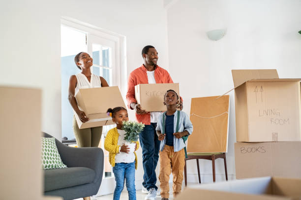Safe Ship Moving Services explains why staying organized during a move is important.